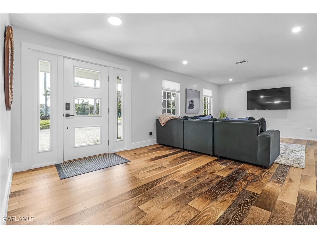 1823 Hurricane Harbor Lane Naples FL 34102 225069542 image4