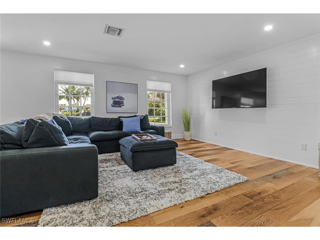 1823 Hurricane Harbor Lane Naples FL 34102 225069542 image5