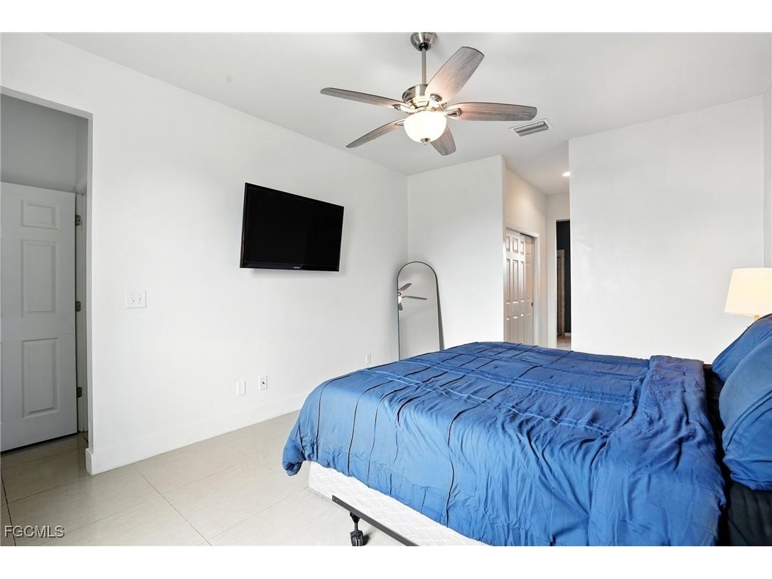 1823 NW 10th Street Cape Coral FL 33993 2025022525 image18