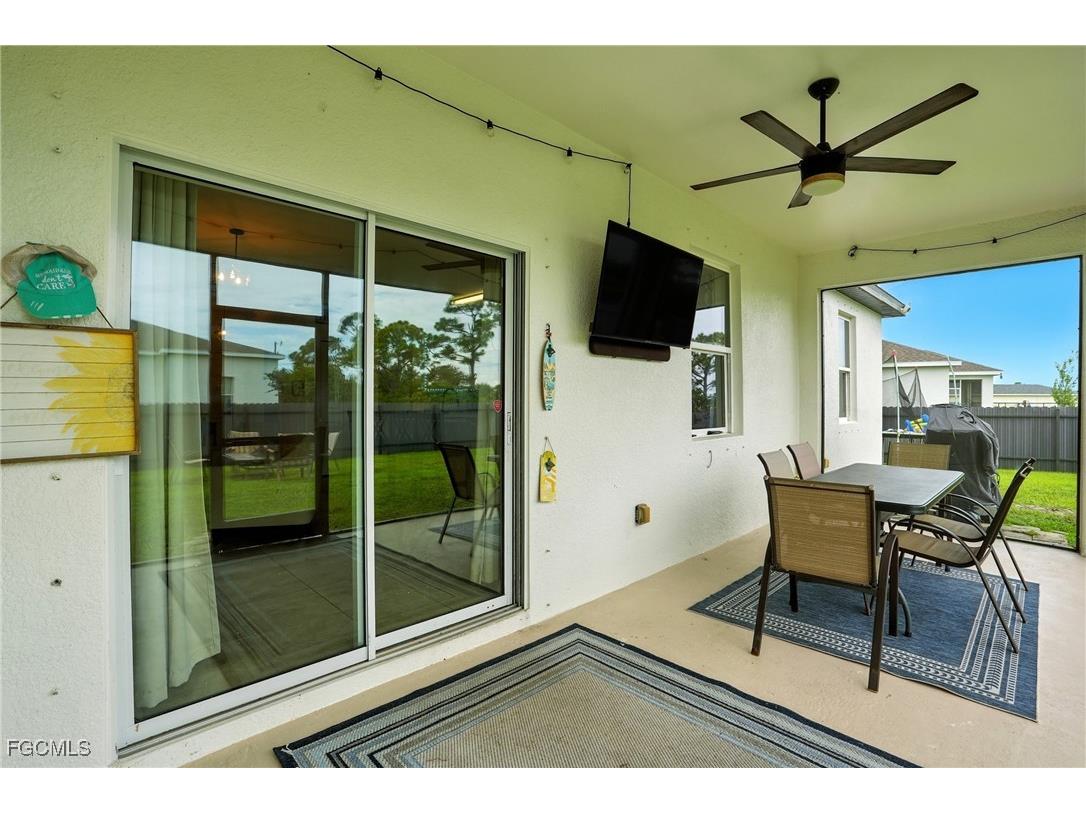 1823 NW 10th Street Cape Coral FL 33993 2025022525 image34