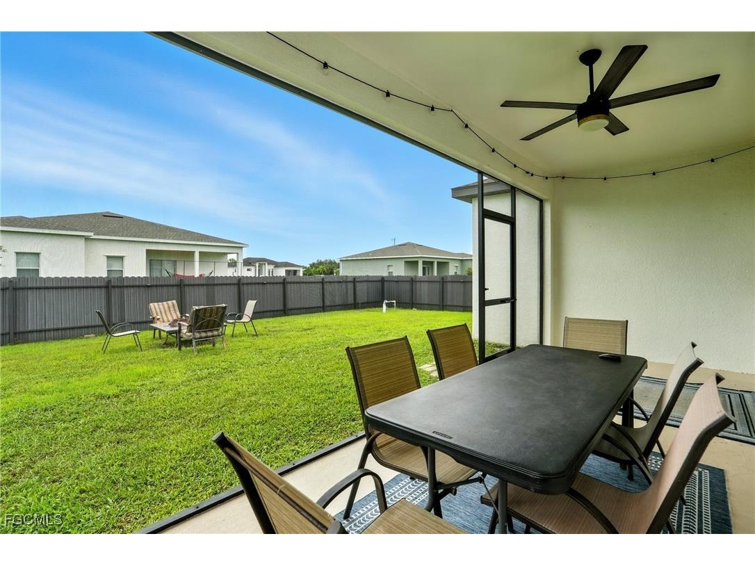 1823 NW 10th Street Cape Coral FL 33993 2025022525 image36