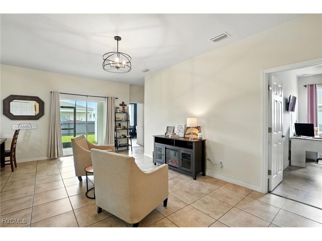 1823 NW 10th Street Cape Coral FL 33993 2025022525 image6