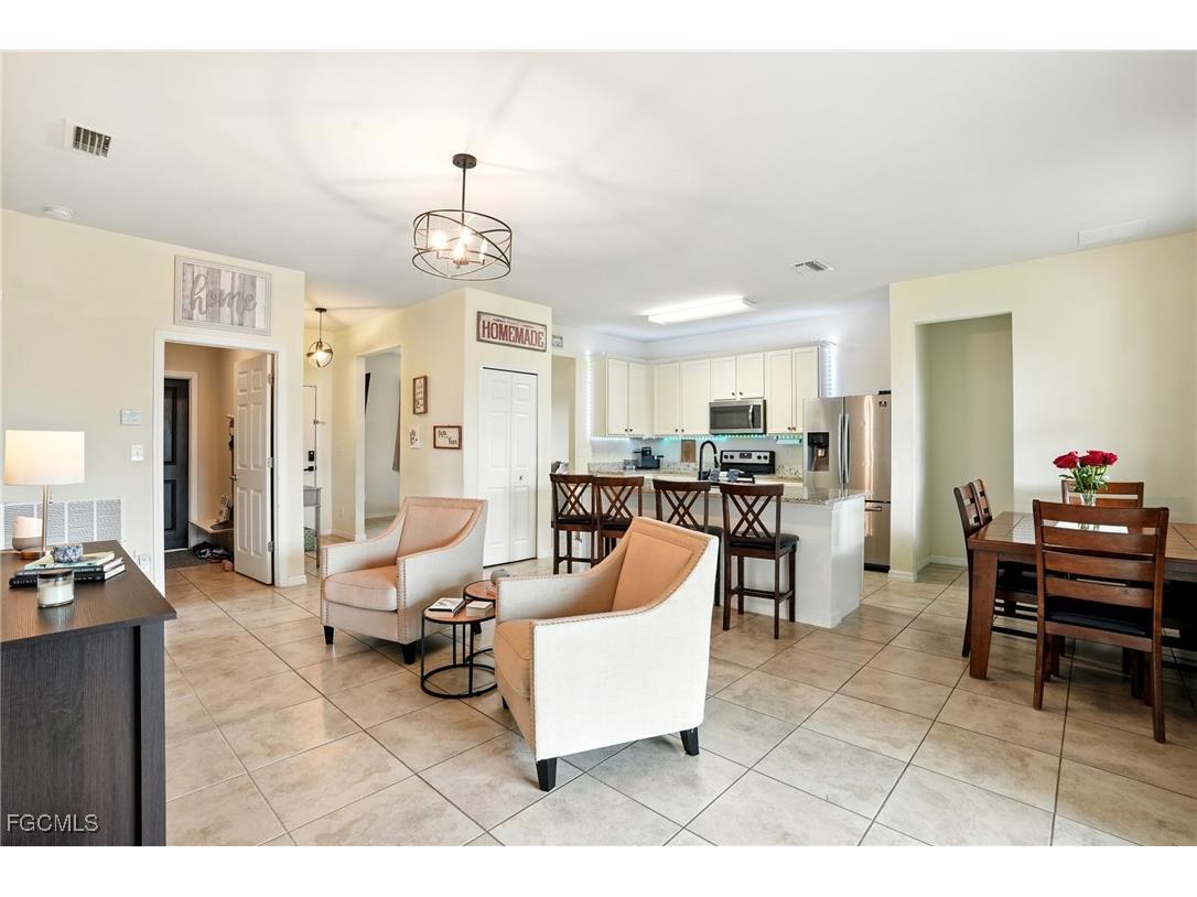 1823 NW 10th Street Cape Coral FL 33993 2025022525 image8