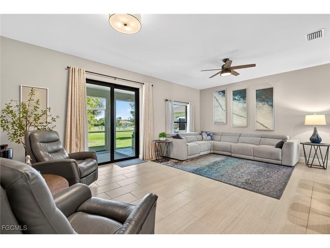 1823 NW 28th Place Cape Coral FL 33993 2025014818 image1