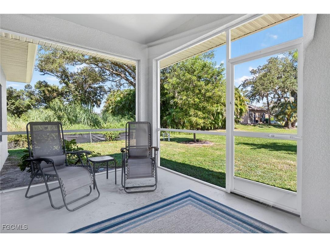 1823 NW 28th Place Cape Coral FL 33993 2025014818 image15