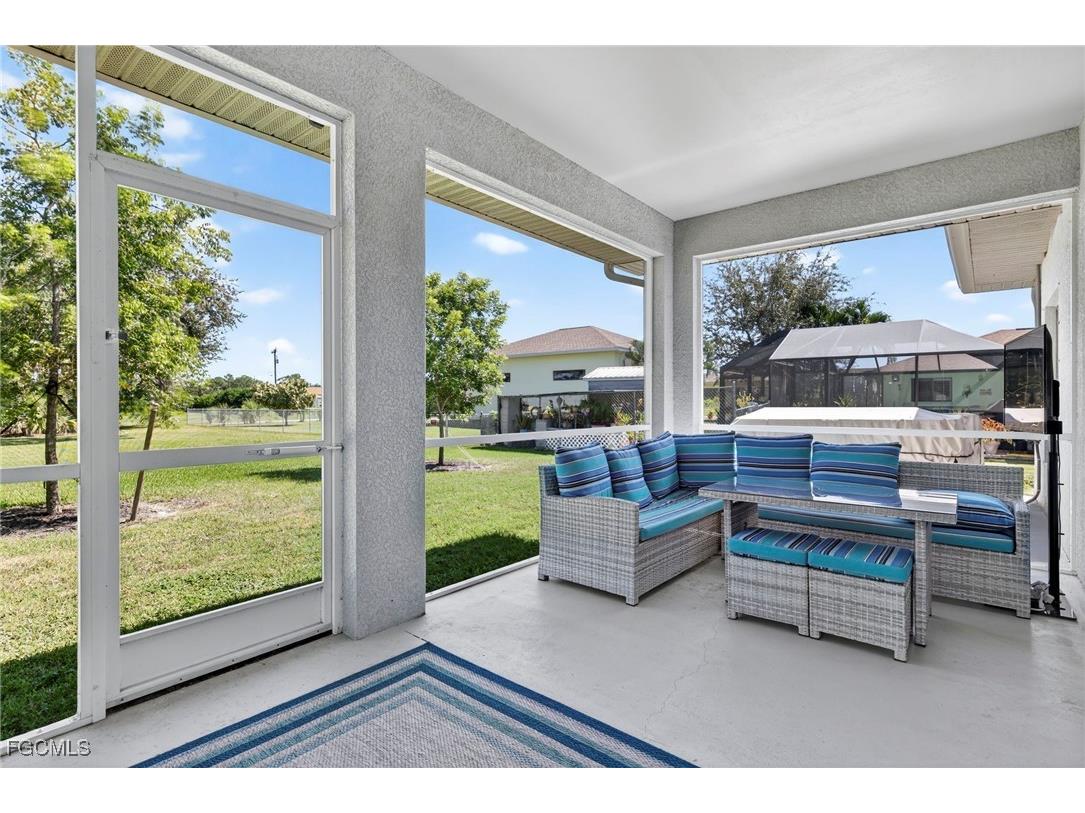 1823 NW 28th Place Cape Coral FL 33993 2025014818 image16