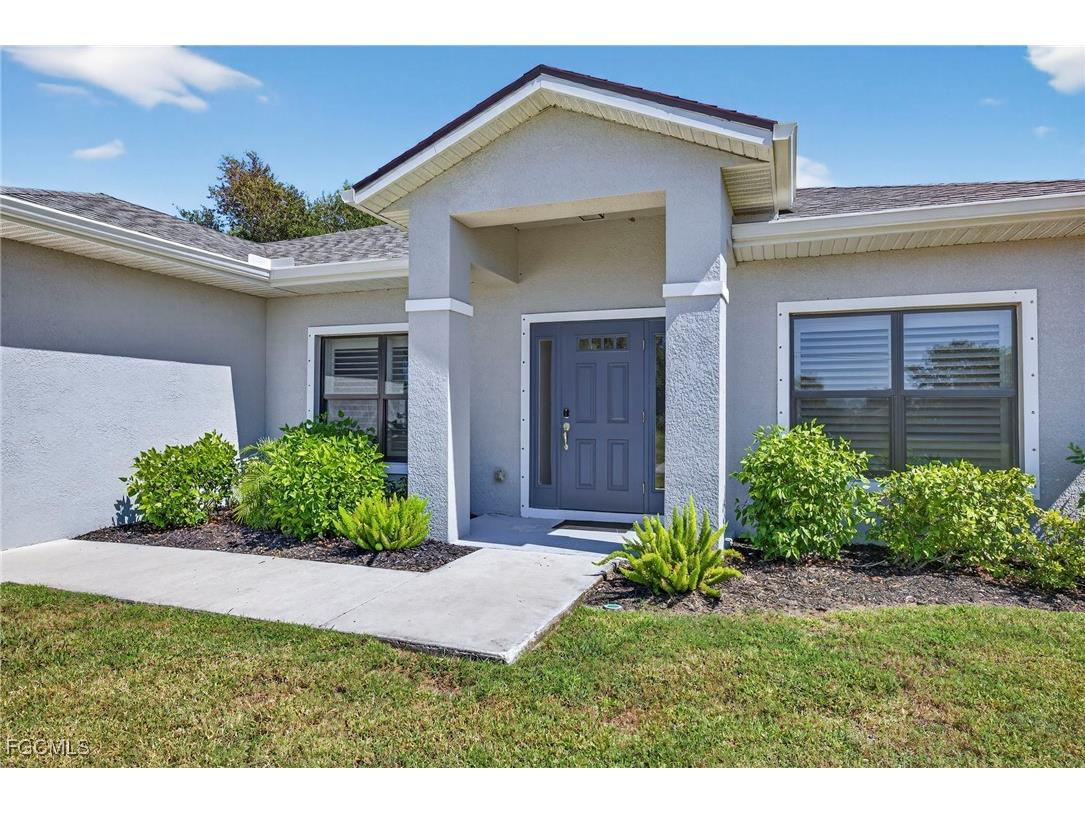 1823 NW 28th Place Cape Coral FL 33993 2025014818 image18