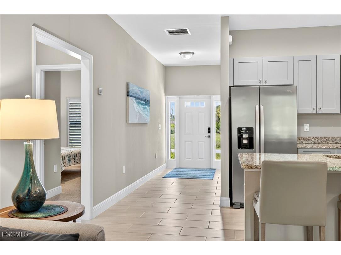 1823 NW 28th Place Cape Coral FL 33993 2025014818 image5