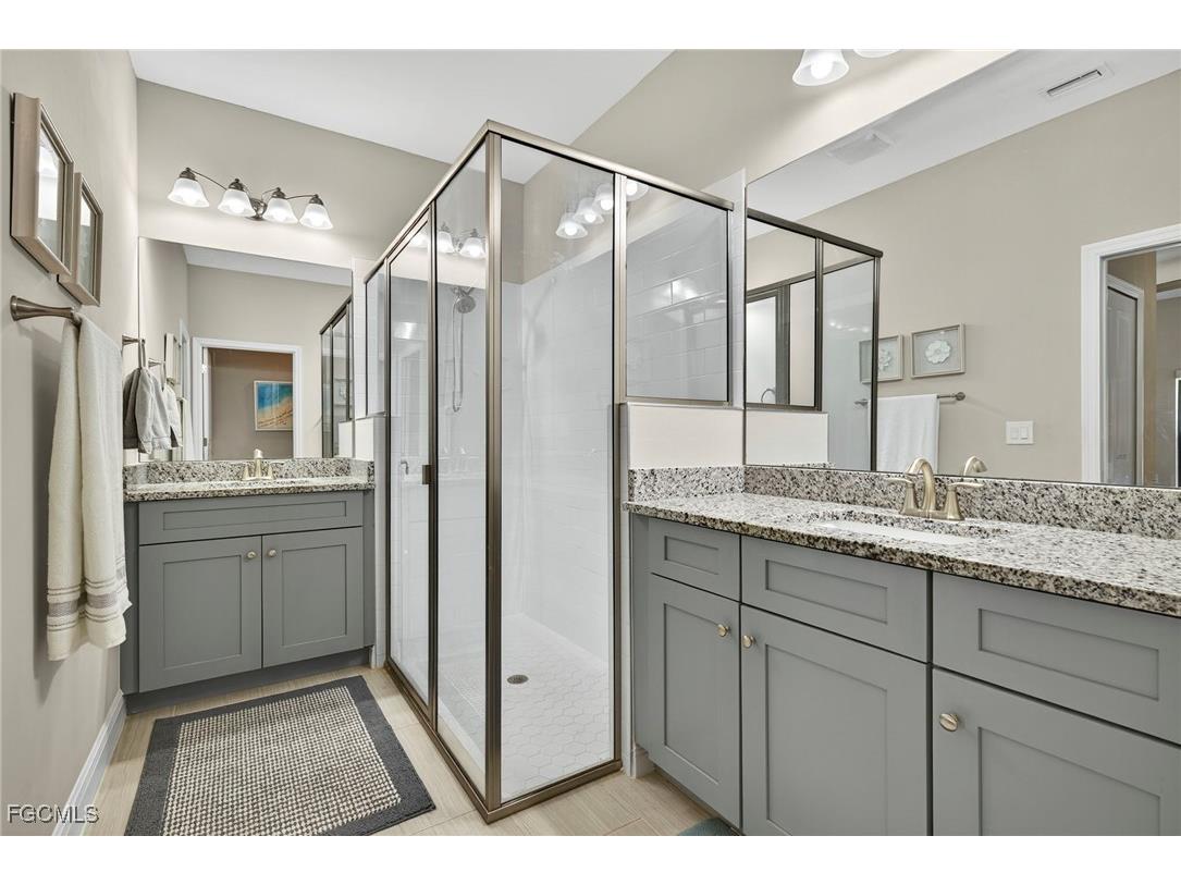 1823 NW 28th Place Cape Coral FL 33993 2025014818 image9