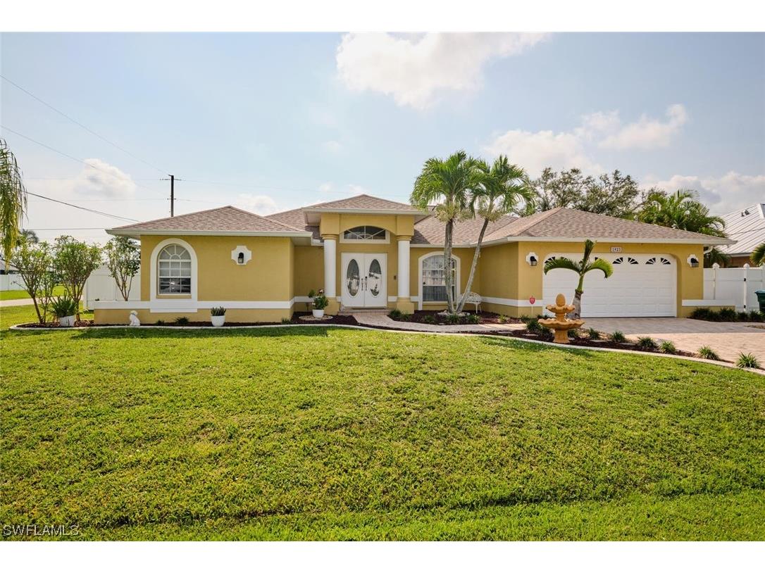 1823 SE 5th Place Cape Coral FL 33990 223048852 image1