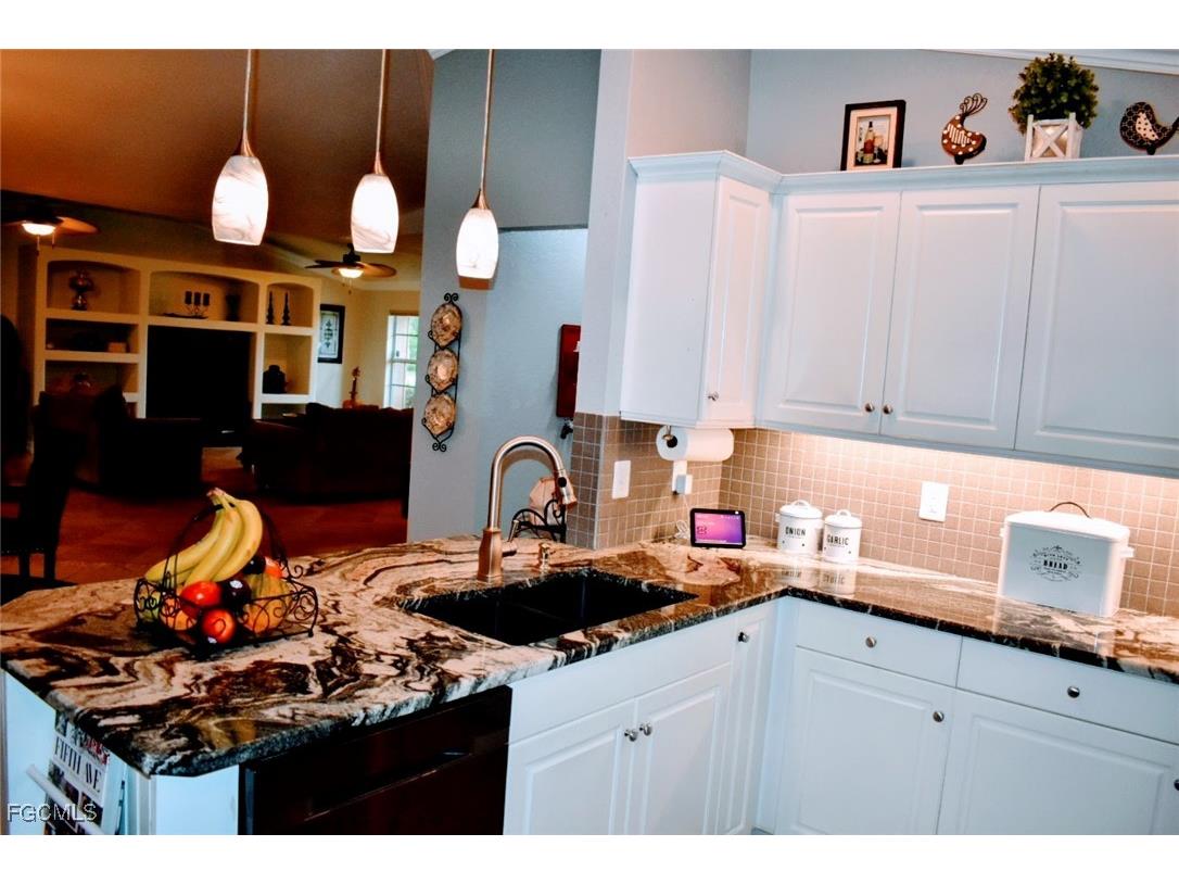 1823 SW 39th Street Cape Coral FL 33914 2026002262 image13