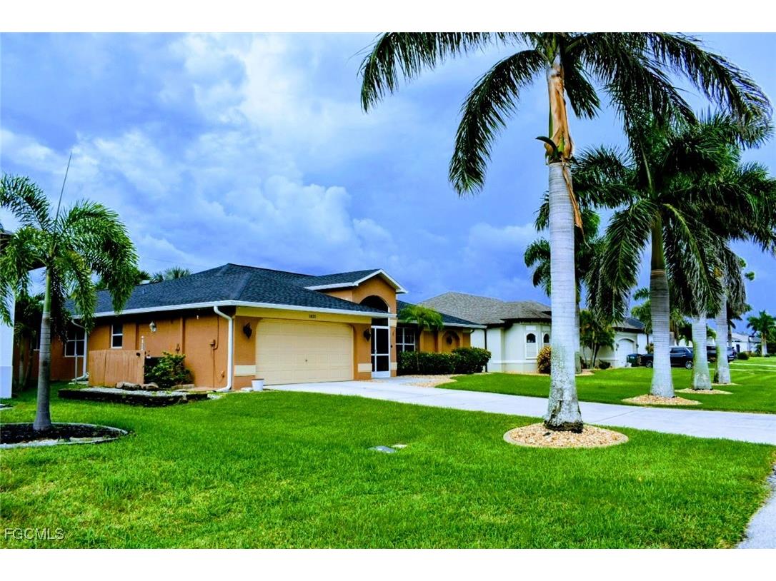 1823 SW 39th Street Cape Coral FL 33914 2026002262 image3