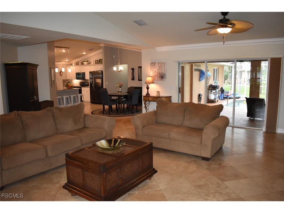 1823 SW 39th Street Cape Coral FL 33914 2026002262 image8