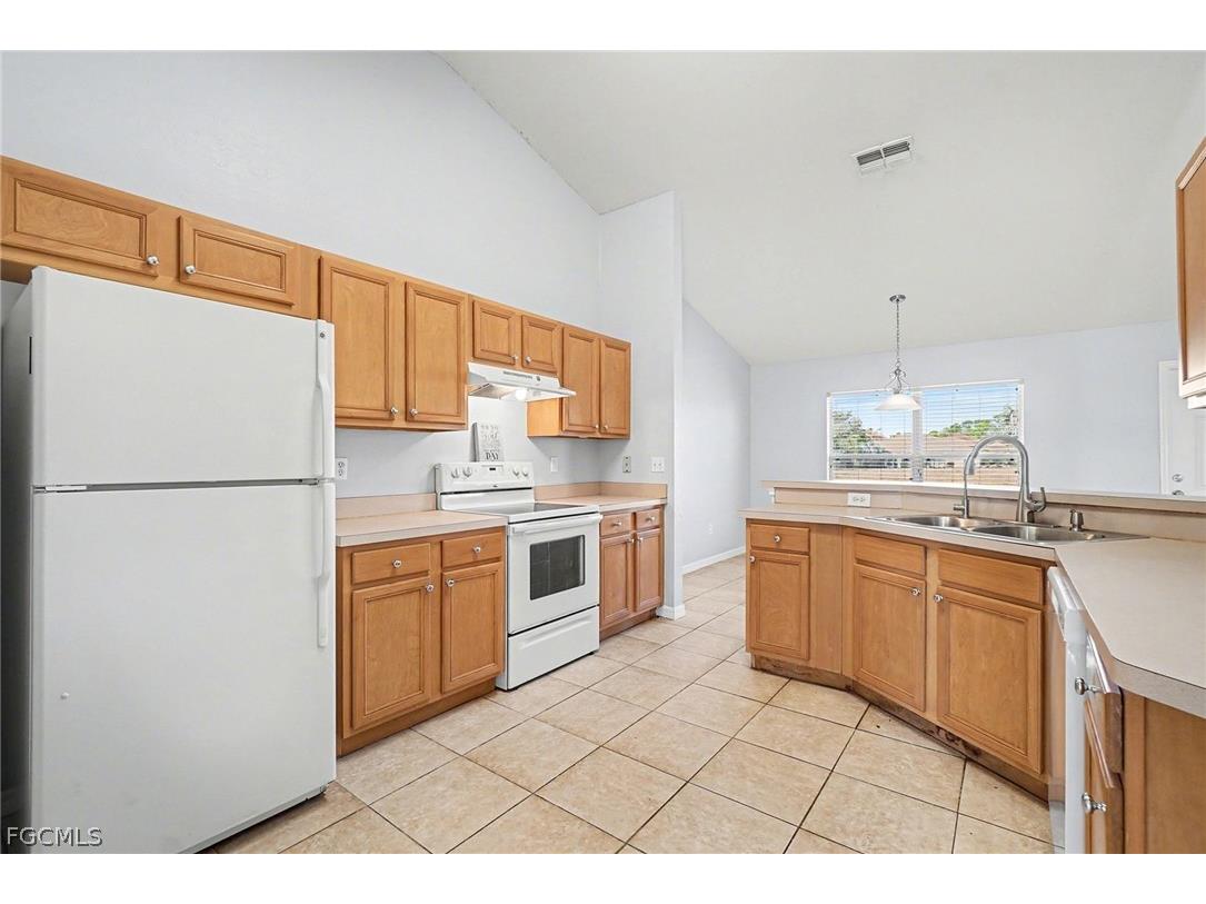 18231 Beauty Berry Court Lehigh Acres FL 33972 2026006293 image10