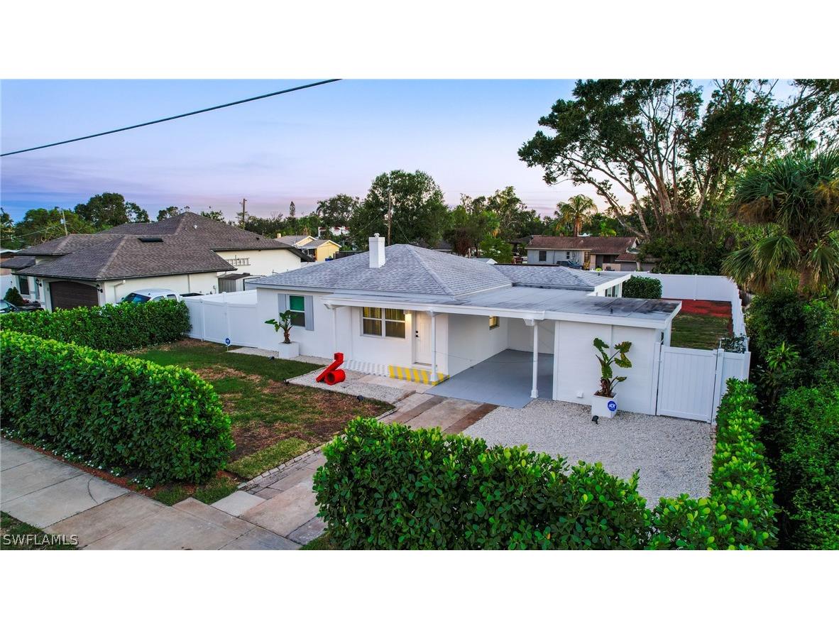 1824 Hanson Street Fort Myers FL 33901 223002212 image1
