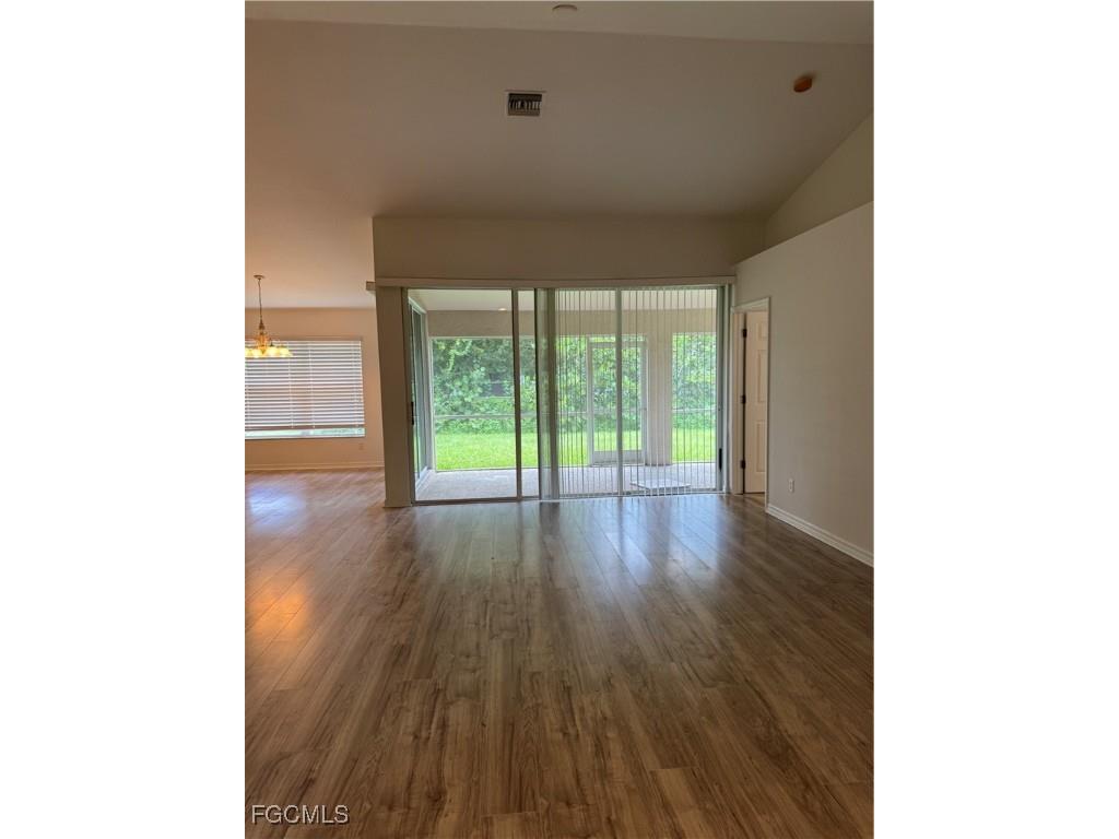 1824 Lockhaven Court Lehigh Acres FL 33972 2025008335 image5