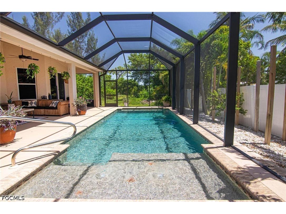 1824 NW 21st Place Cape Coral FL 33993 2026030593 image31