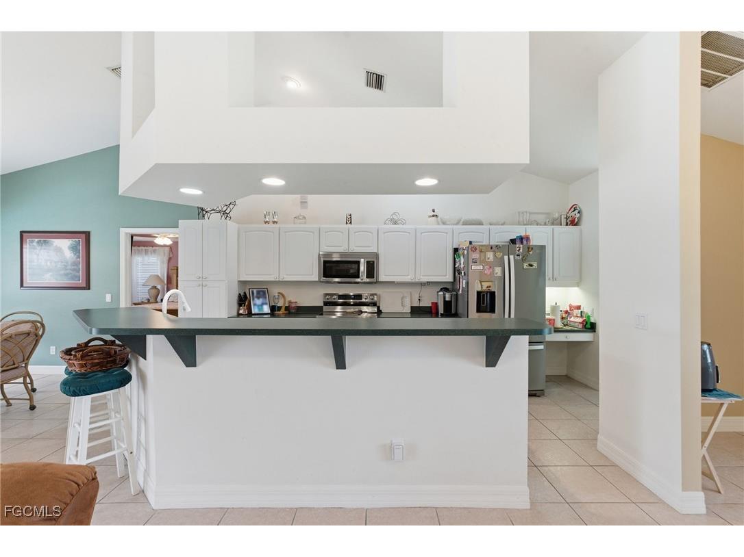 1824 SE 14th Terrace Cape Coral FL 33990 2025021011 image16