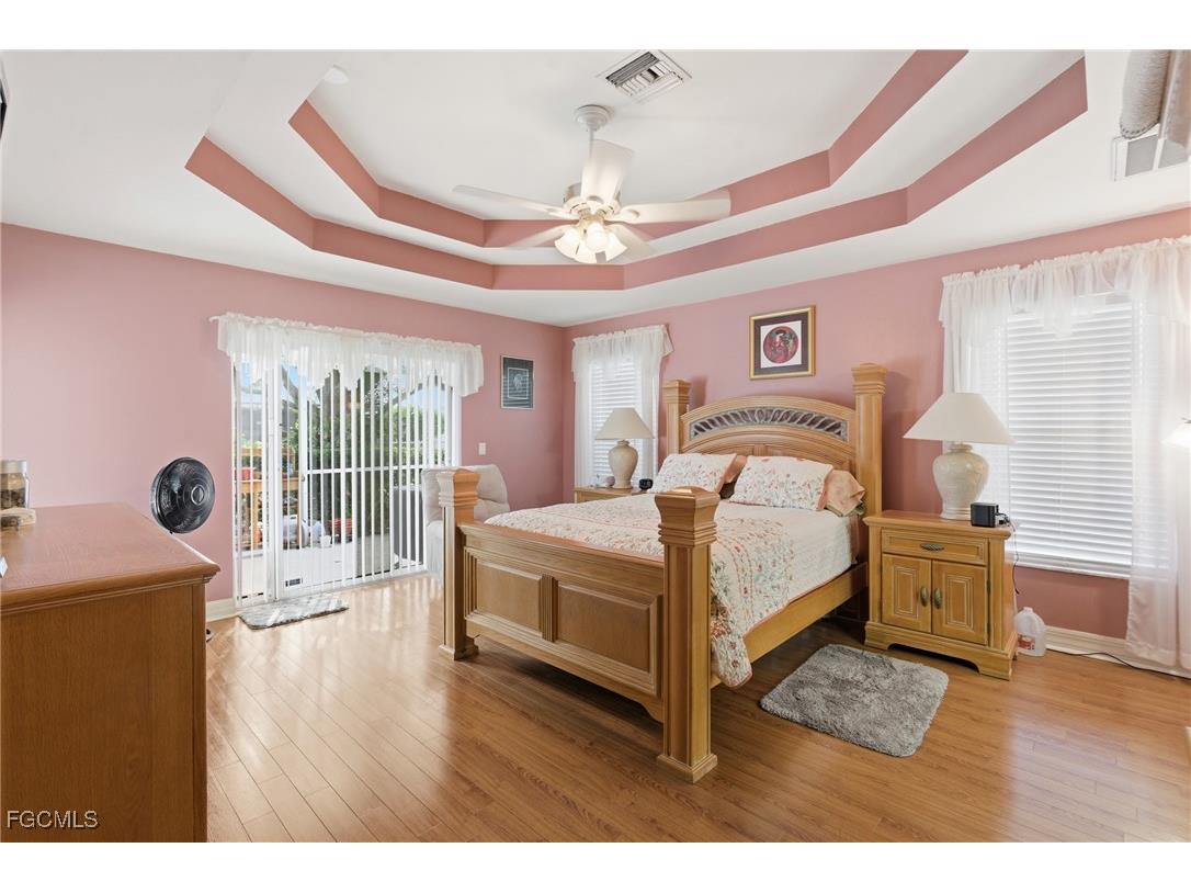 1824 SE 14th Terrace Cape Coral FL 33990 2025021011 image23