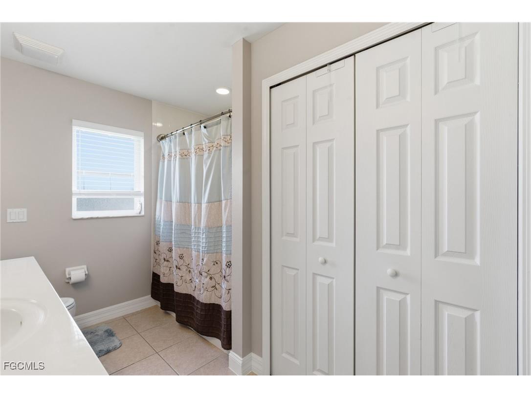 1824 SE 14th Terrace Cape Coral FL 33990 2025021011 image30