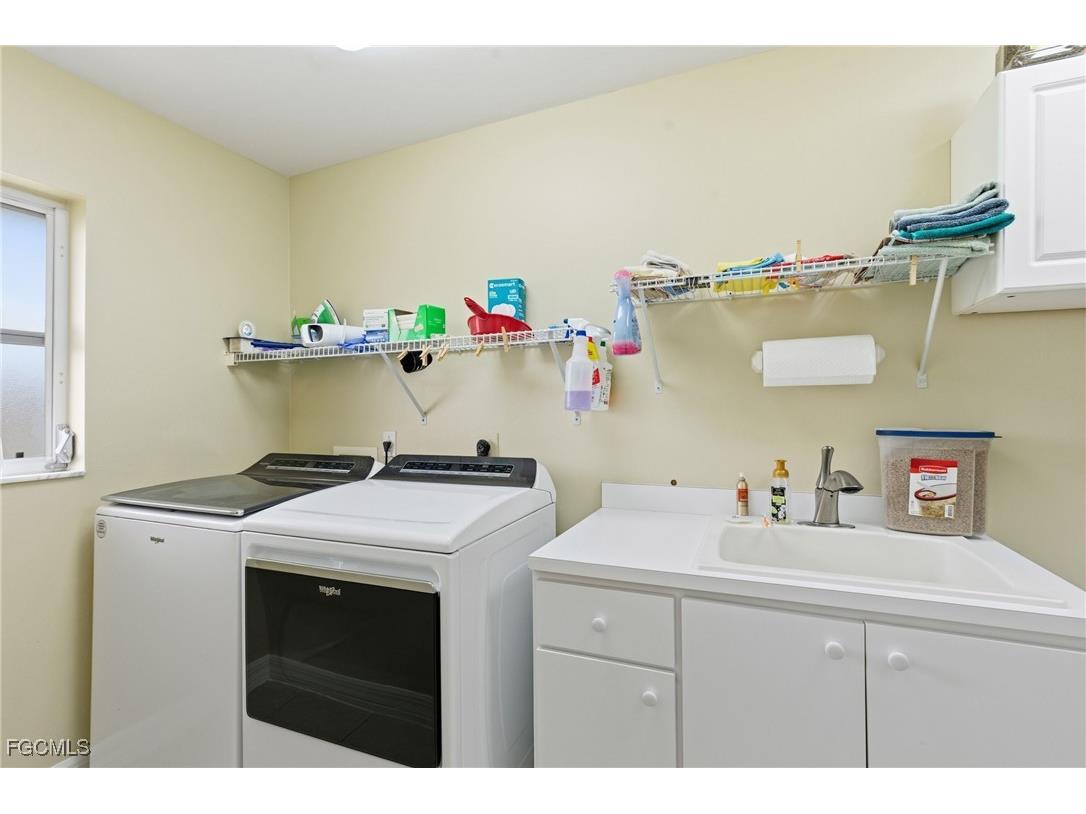 1824 SE 14th Terrace Cape Coral FL 33990 2025021011 image35