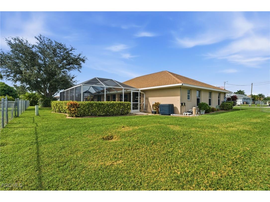 1824 SE 14th Terrace Cape Coral FL 33990 2025021011 image43