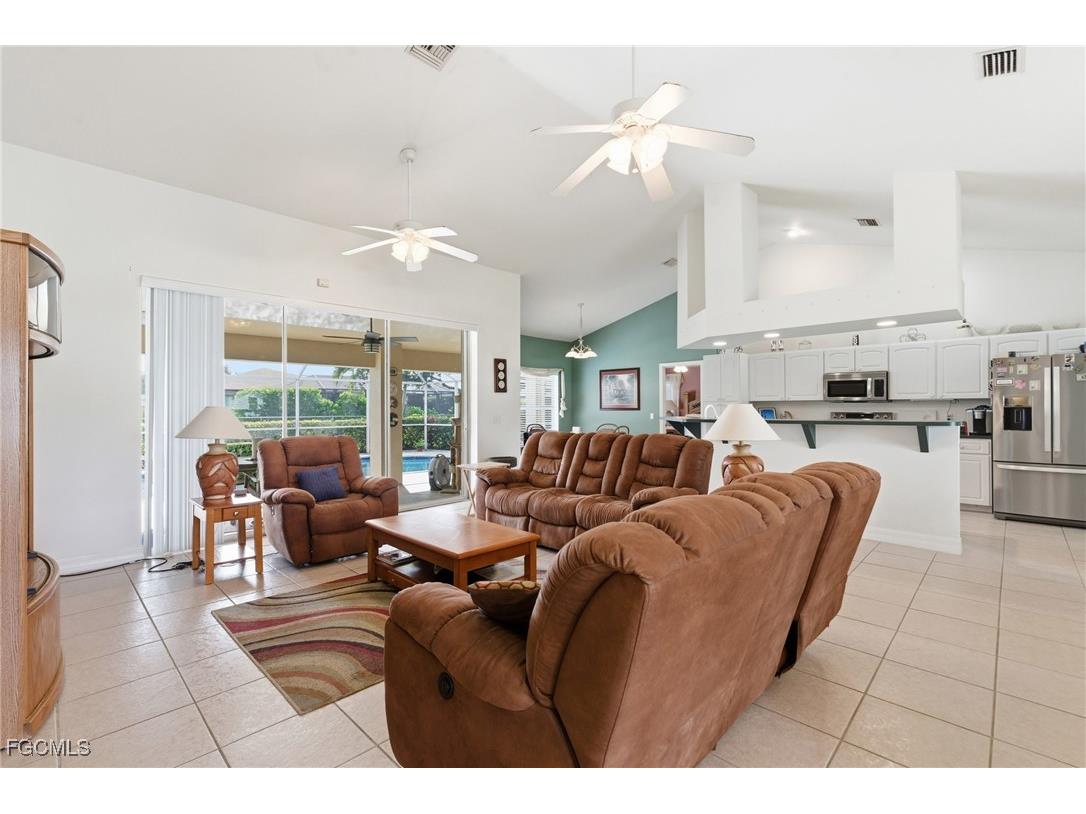 1824 SE 14th Terrace Cape Coral FL 33990 2025021011 image9