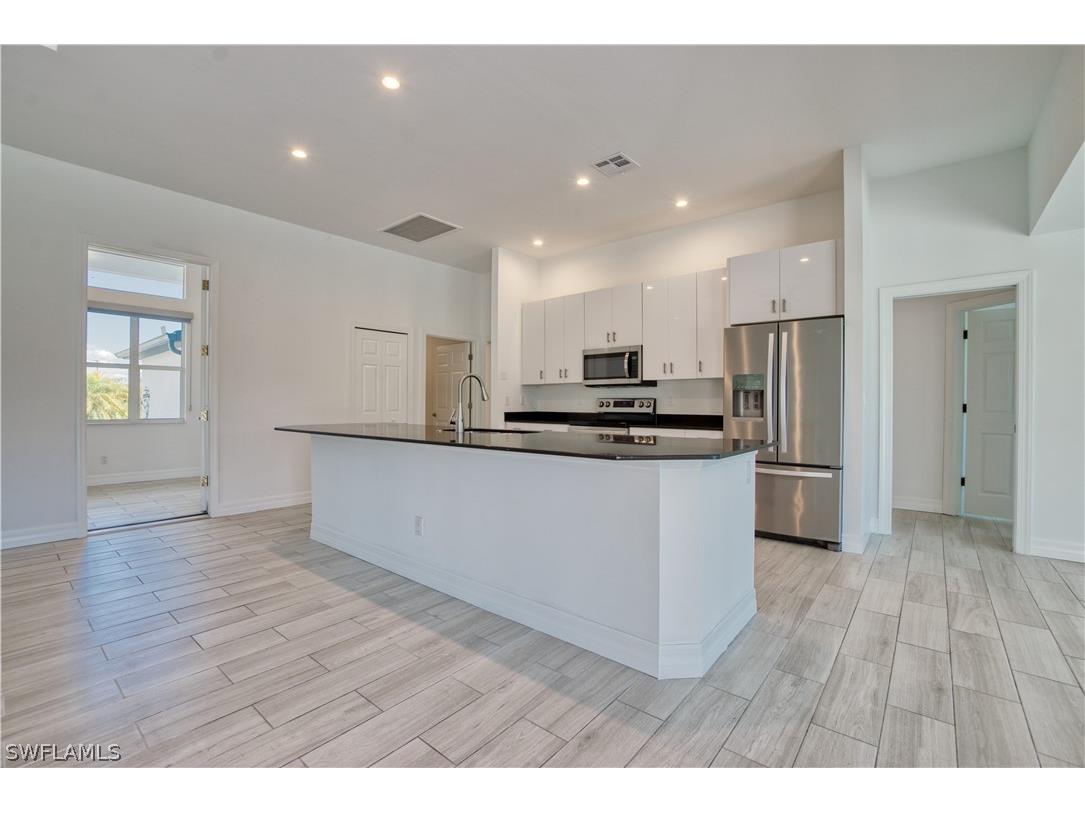 1824 SW 23rd Court Cape Coral FL 33991 226007496 image35