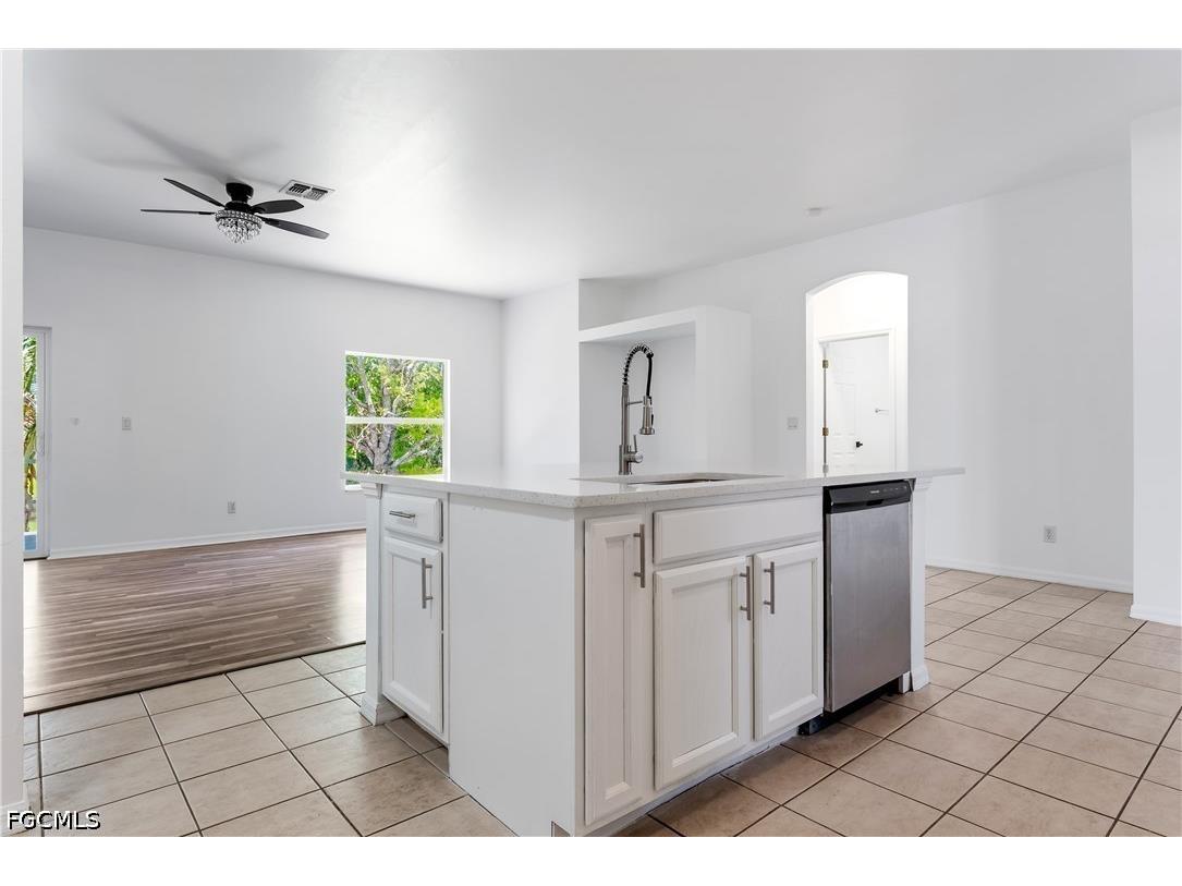 1824 SW 2nd Street Cape Coral FL 33991 2026021330 image16