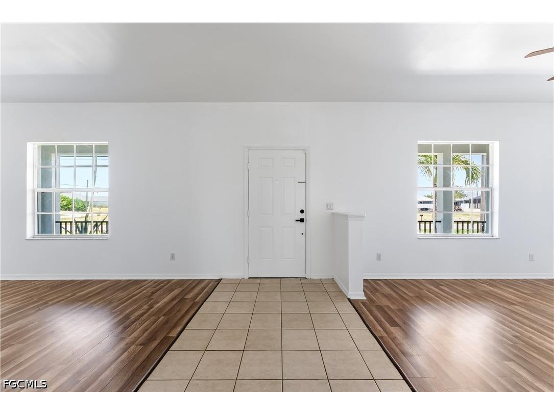1824 SW 2nd Street Cape Coral FL 33991 2026021330 image4