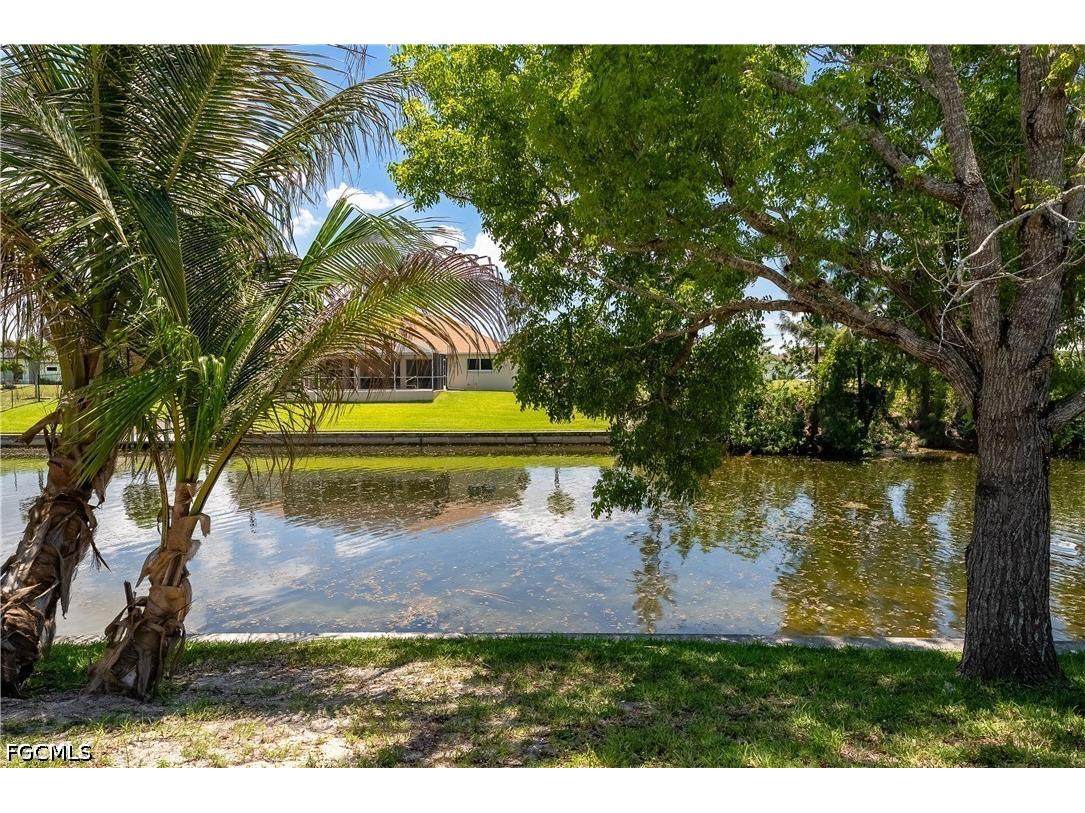 1824 SW 2nd Street Cape Coral FL 33991 2026021330 image43