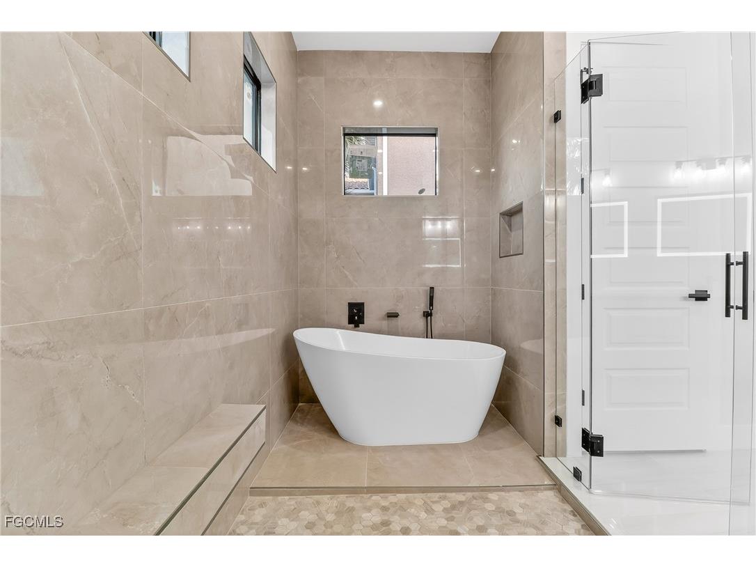 1824 SW 49th Terrace Cape Coral FL 33914 2026006332 image22