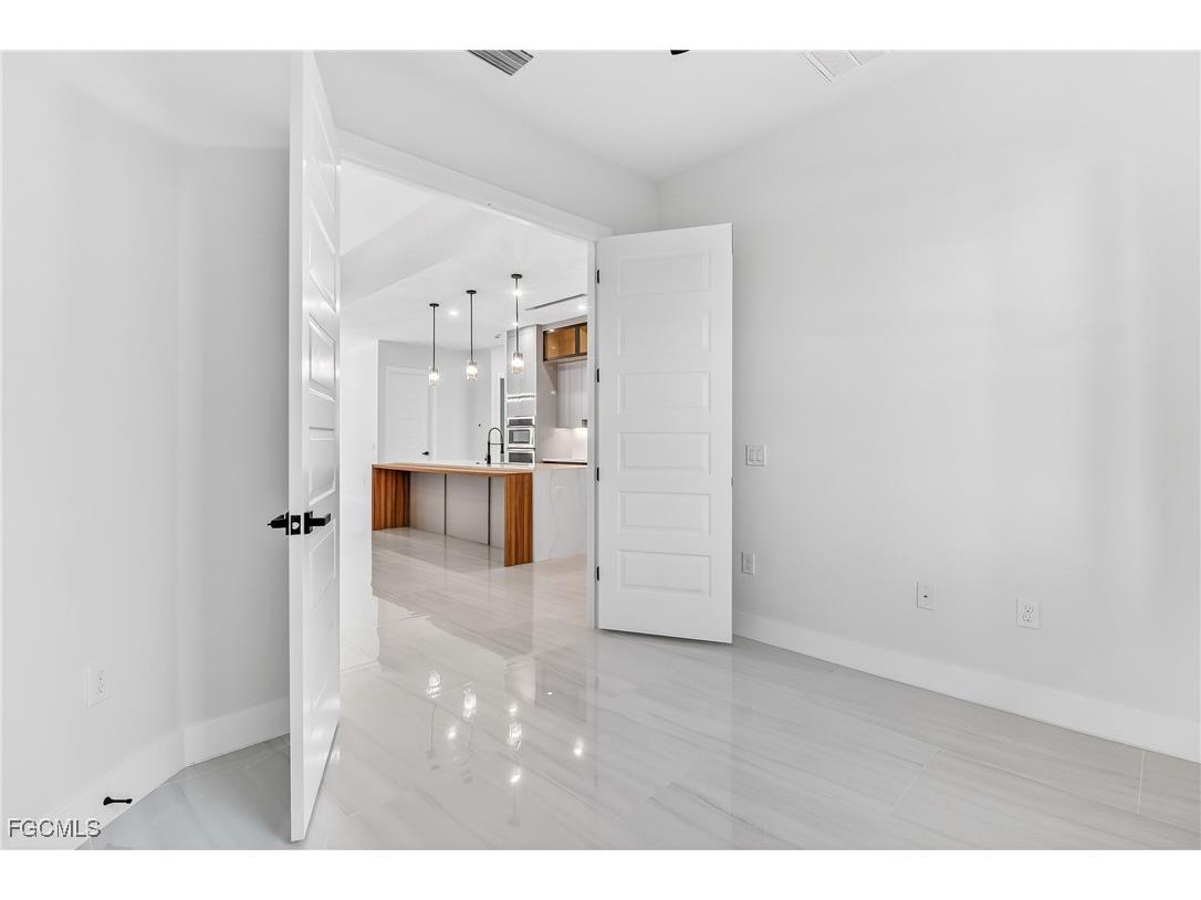 1824 SW 49th Terrace Cape Coral FL 33914 2026006332 image34