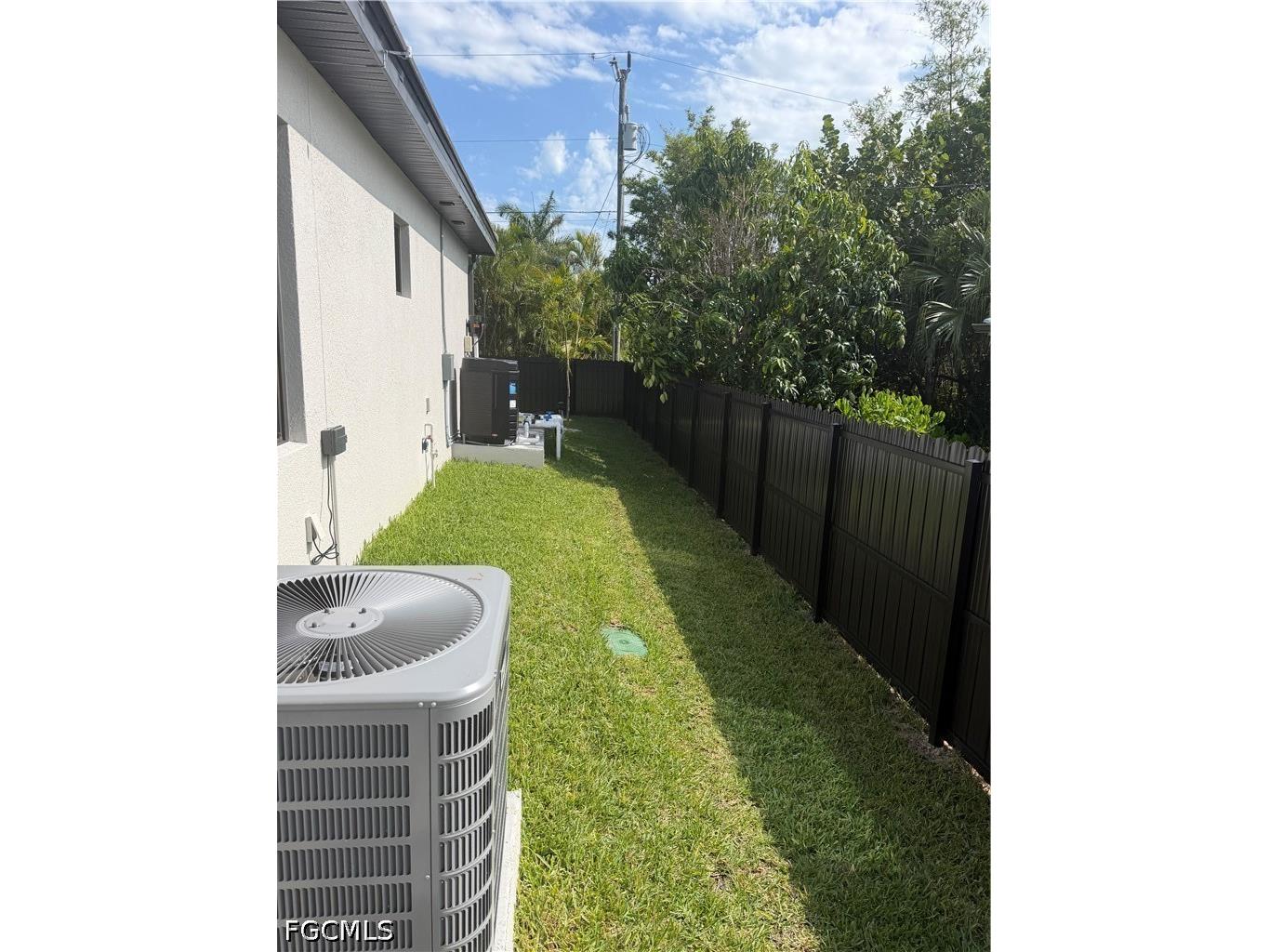 1824 SW 49th Terrace Cape Coral FL 33914 2026006332 image47