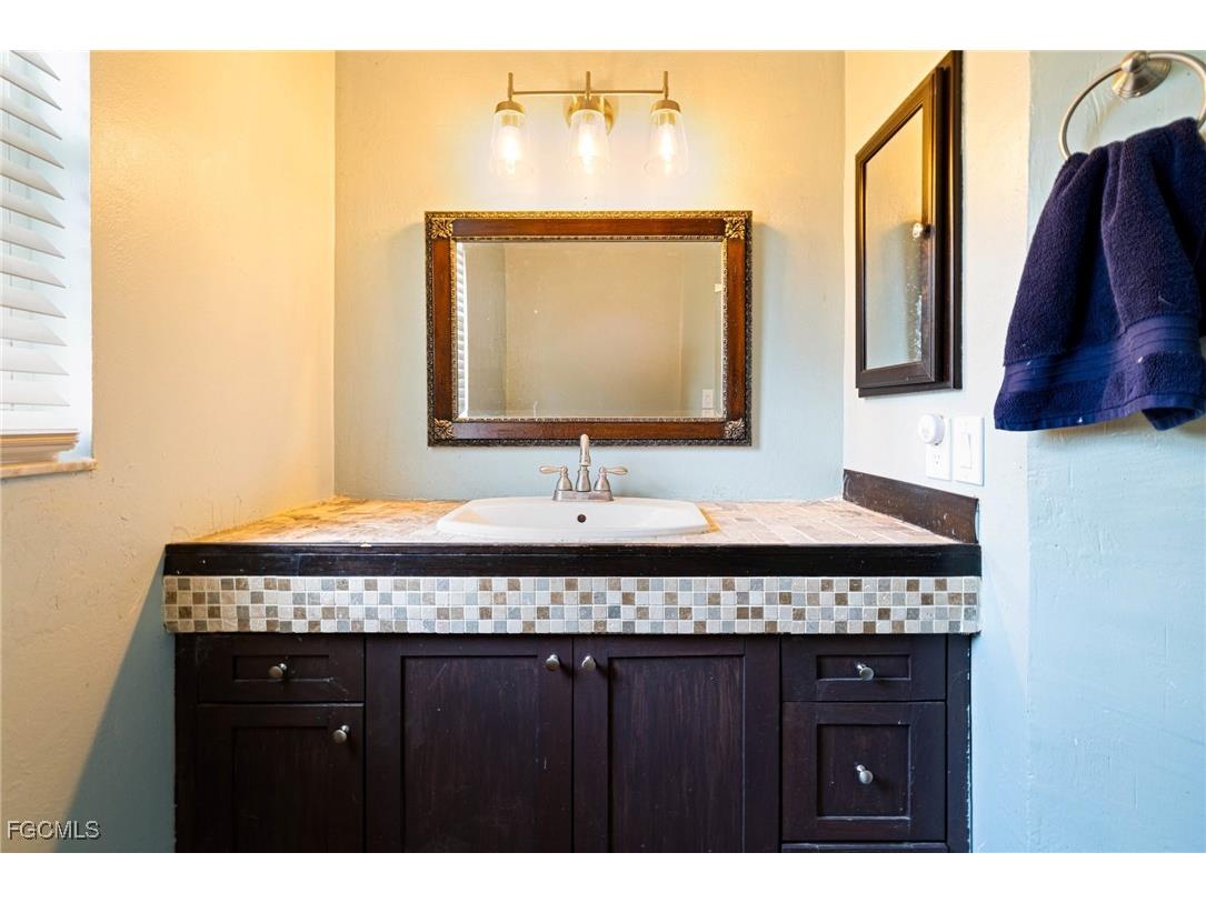 18249 Linden Road Fort Myers FL 33967 2025011214 image21