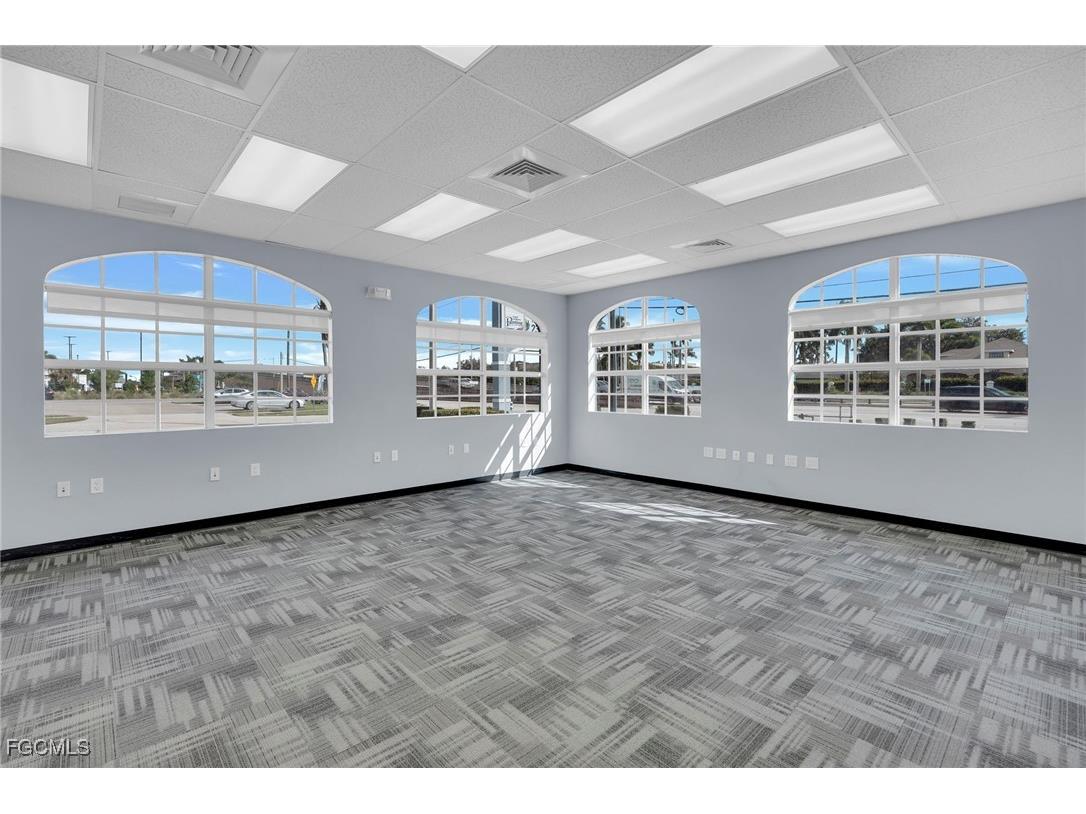 1825 Colonial Boulevard Fort Myers FL 33907 2025015986 image10
