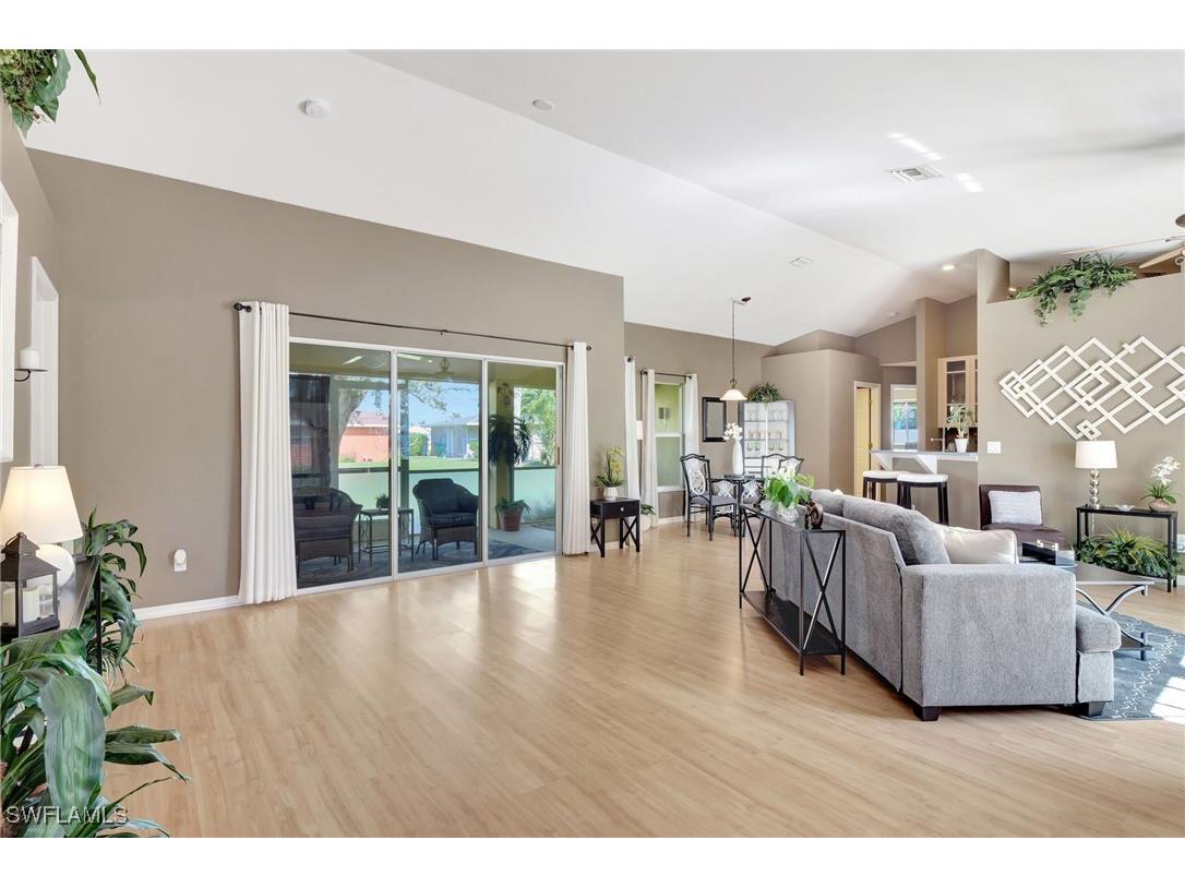 1825 Cornwallis Parkway Cape Coral FL 33904 225022990 image1