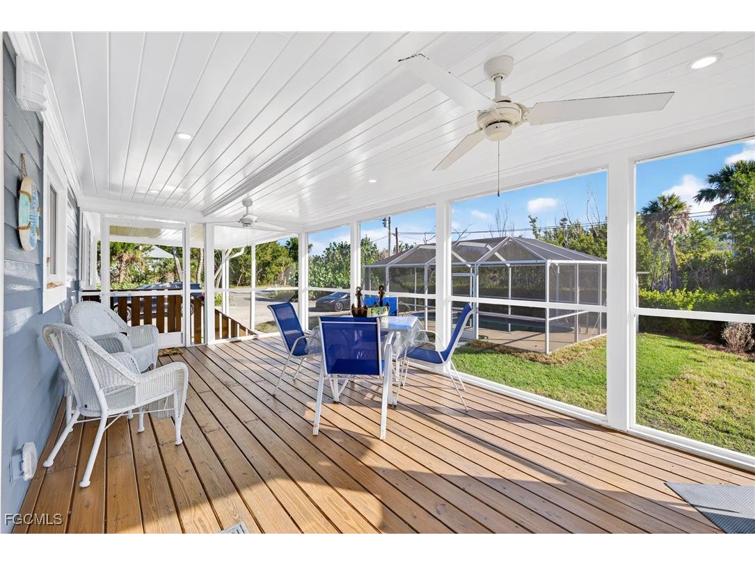 1825 Middle Gulf Drive Sanibel FL 33957 2025014553 image21