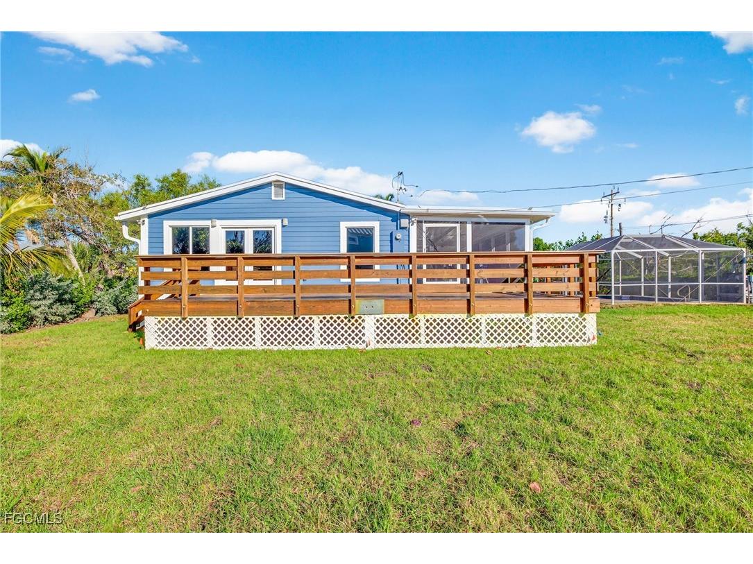 1825 Middle Gulf Drive Sanibel FL 33957 2025014553 image25