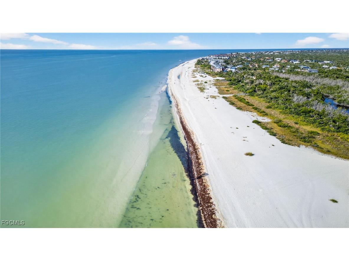 1825 Middle Gulf Drive Sanibel FL 33957 2025014553 image32