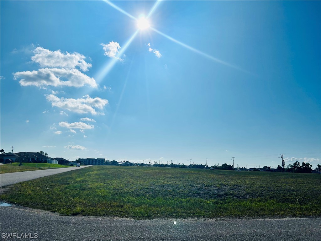 1825 NE 15th Place Cape Coral FL 33909 223038535 image1