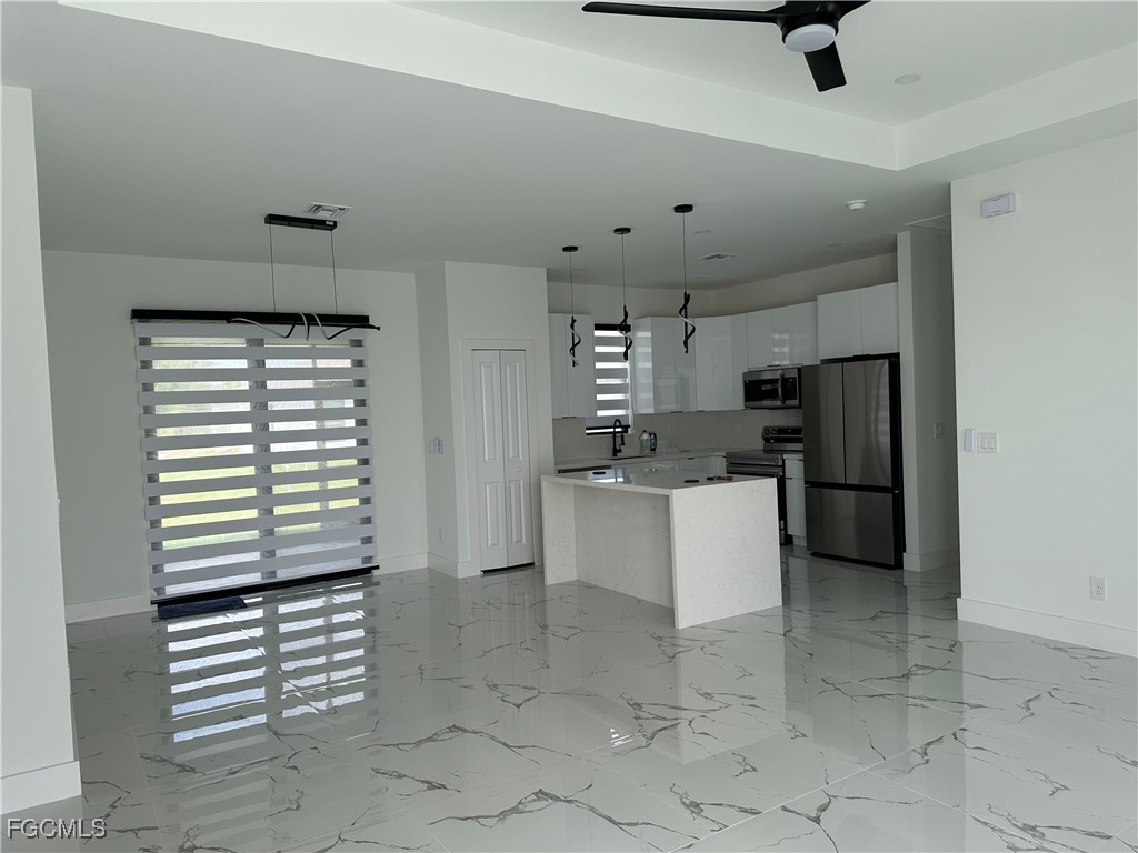 1825 NE 20th Terrace Cape Coral FL 33909 2025012771 image5