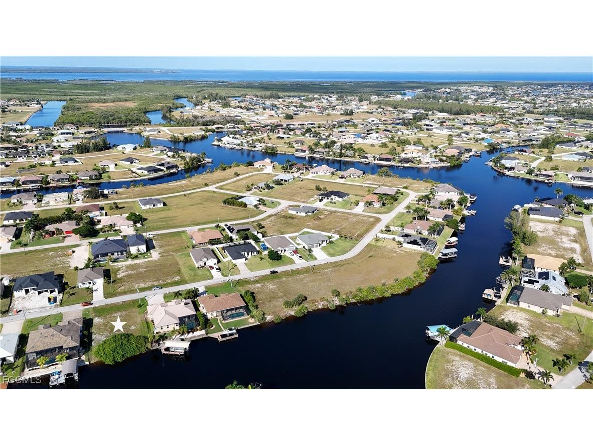 1825 NW 36th Place Cape Coral FL 33993 2025017540 image3