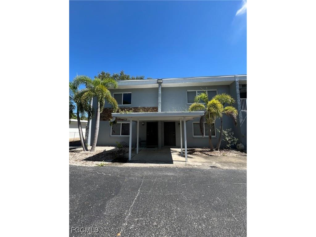 1825 Oak Lane Fort Myers FL 33901 2025010597 image1