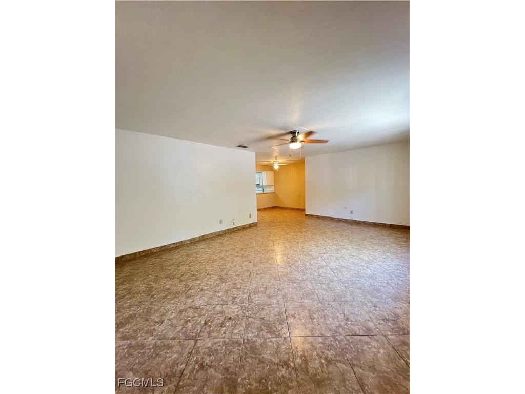 1825 Oak Lane Fort Myers FL 33901 2025010597 image3