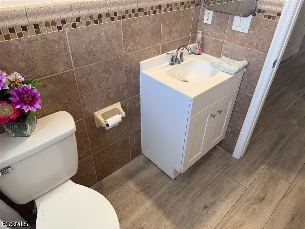 1825 SE 12th Terrace Cape Coral FL 33990 2026017991 image20