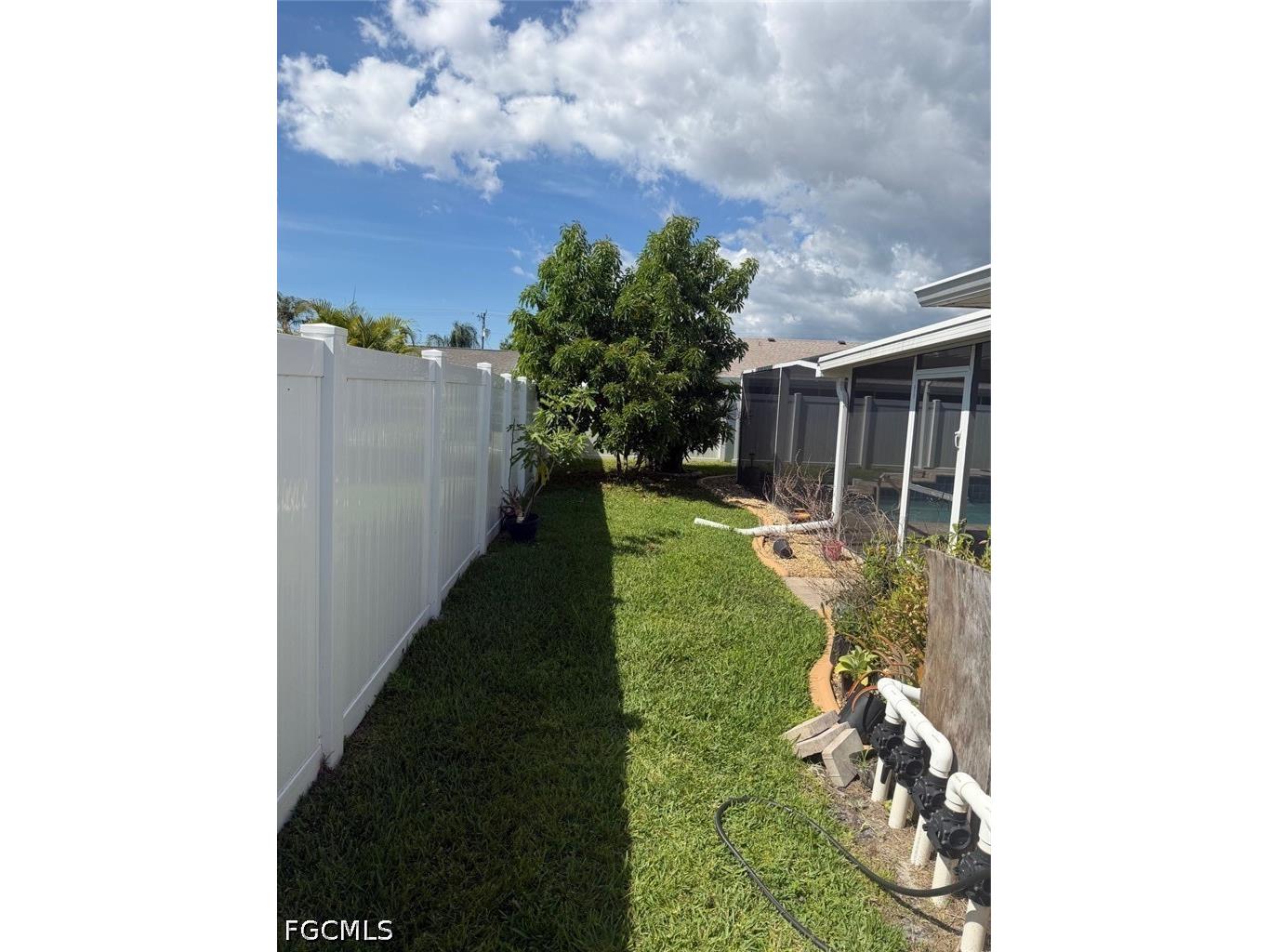 1825 SE 12th Terrace Cape Coral FL 33990 2026017991 image26