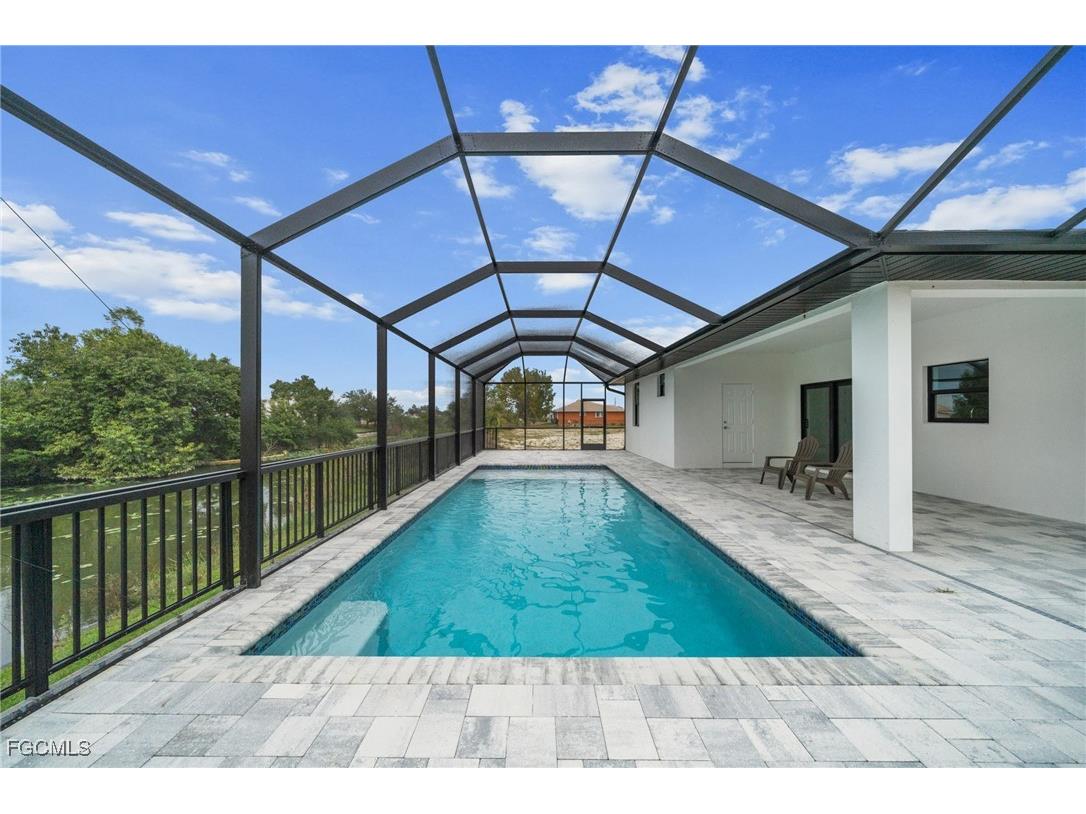1826 NE 10th Place Cape Coral FL 33909 2025024060 image20