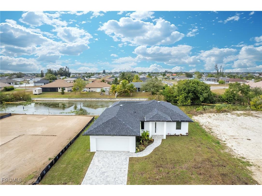 1826 NE 10th Place Cape Coral FL 33909 2025024060 image25