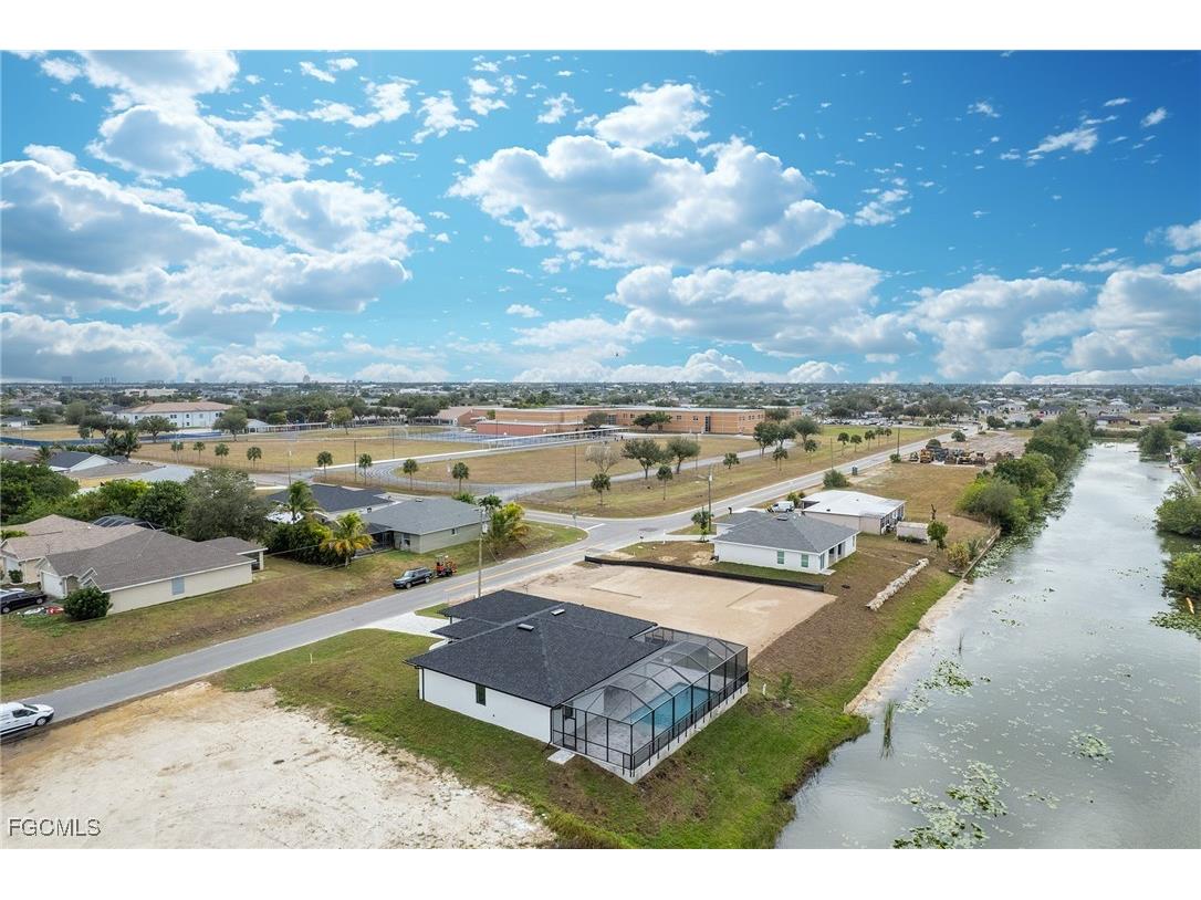 1826 NE 10th Place Cape Coral FL 33909 2025024060 image30